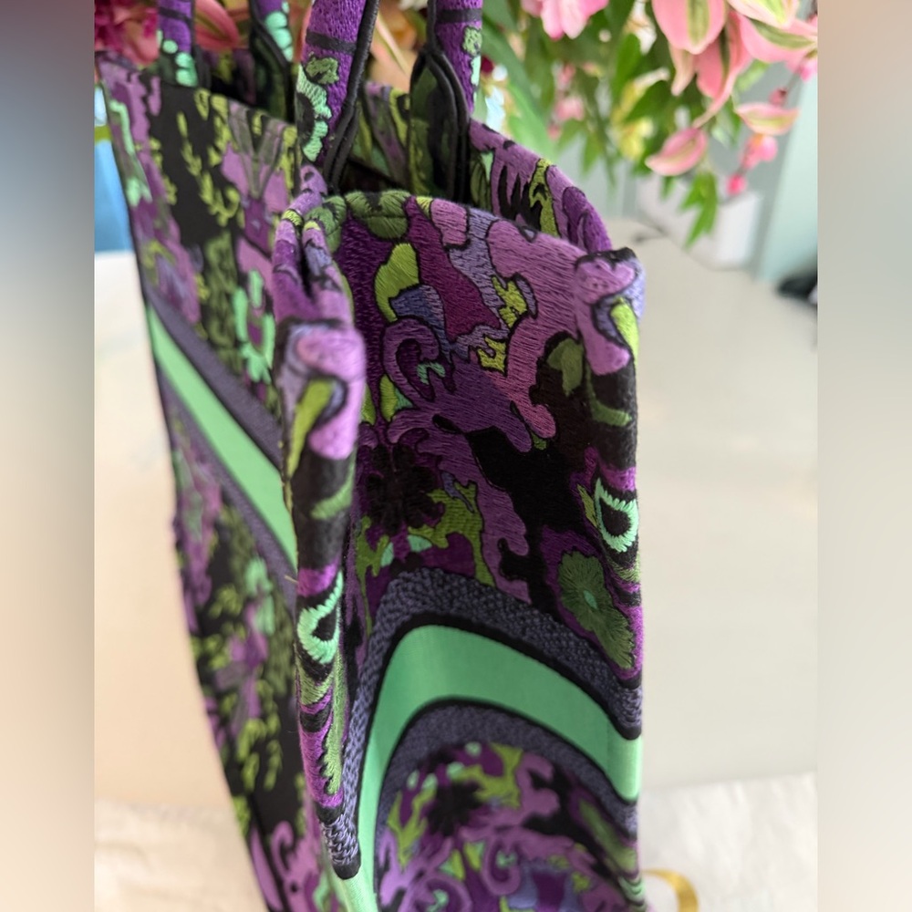 CHRISTIAN DIOR Canvas Embroidered Large Indian Purple Book Tote ~ EUC w/DB & COA - Picture 9 of 16